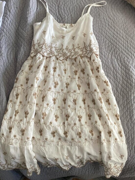 Jessica Simpson Dresses & Skirts - Jessica Simpson Eyelet Lace Embroidered Dress Size L